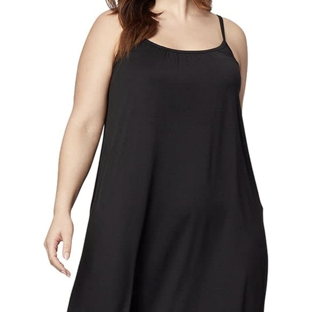 32 Degrees Black Spaghetti strap Dress. Moisture wicking. NWT. SZ M.